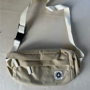 Walker Goods Louie Sling - Tan